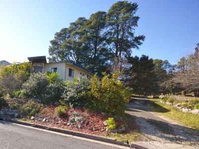26 Mountain Avenue, Mount Beauty