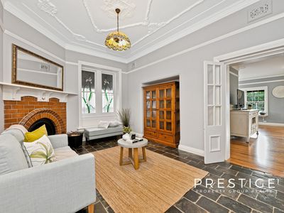 4 Perrys Avenue, Bexley