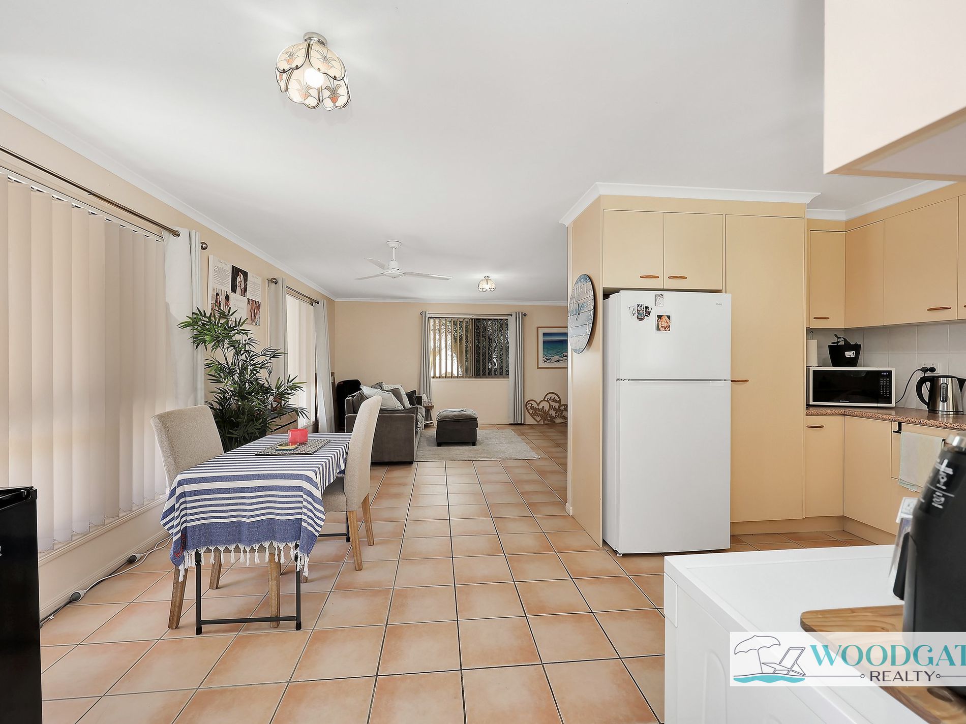 27 Coral Sea Dr, Woodgate