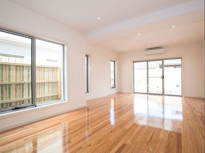 2 / 16 Andrews Street, Spotswood