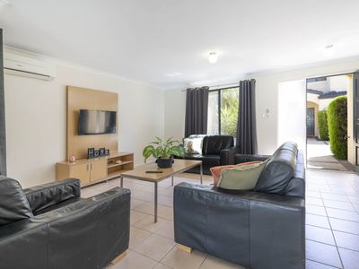 2 / 12 Kimberley Street, Belmont