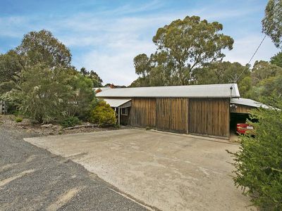 40 Eureka Street, Chewton