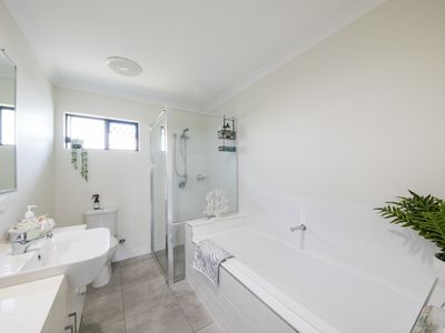 3 Grevillea Place, Cannonvale