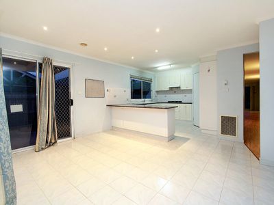 23 Lakeview Drive, Narre Warren South