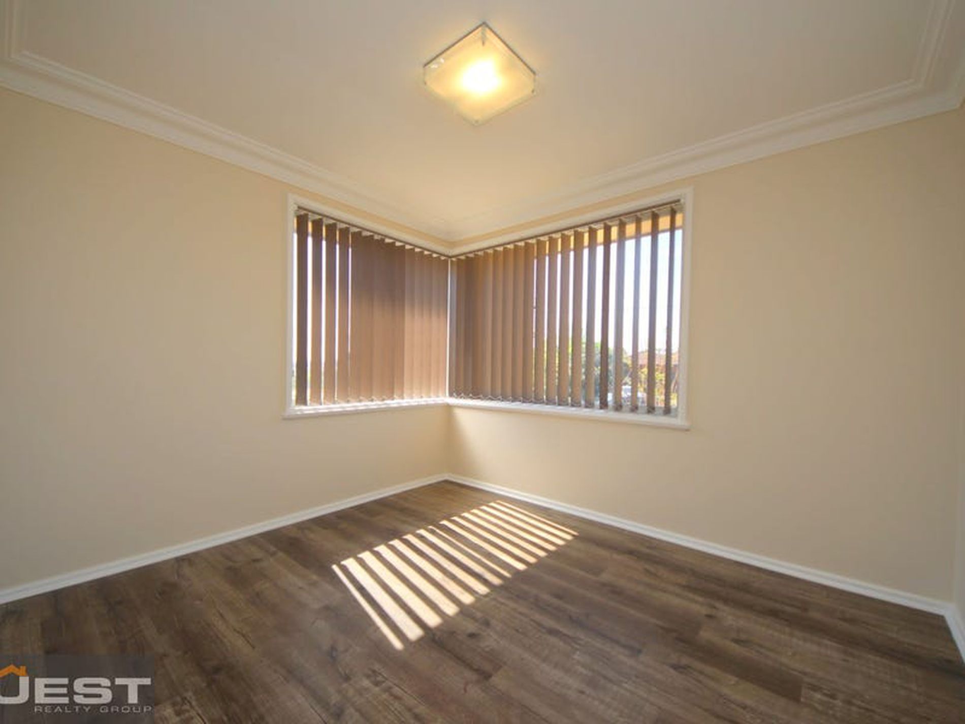 31 Harvey Avenue, Moorebank