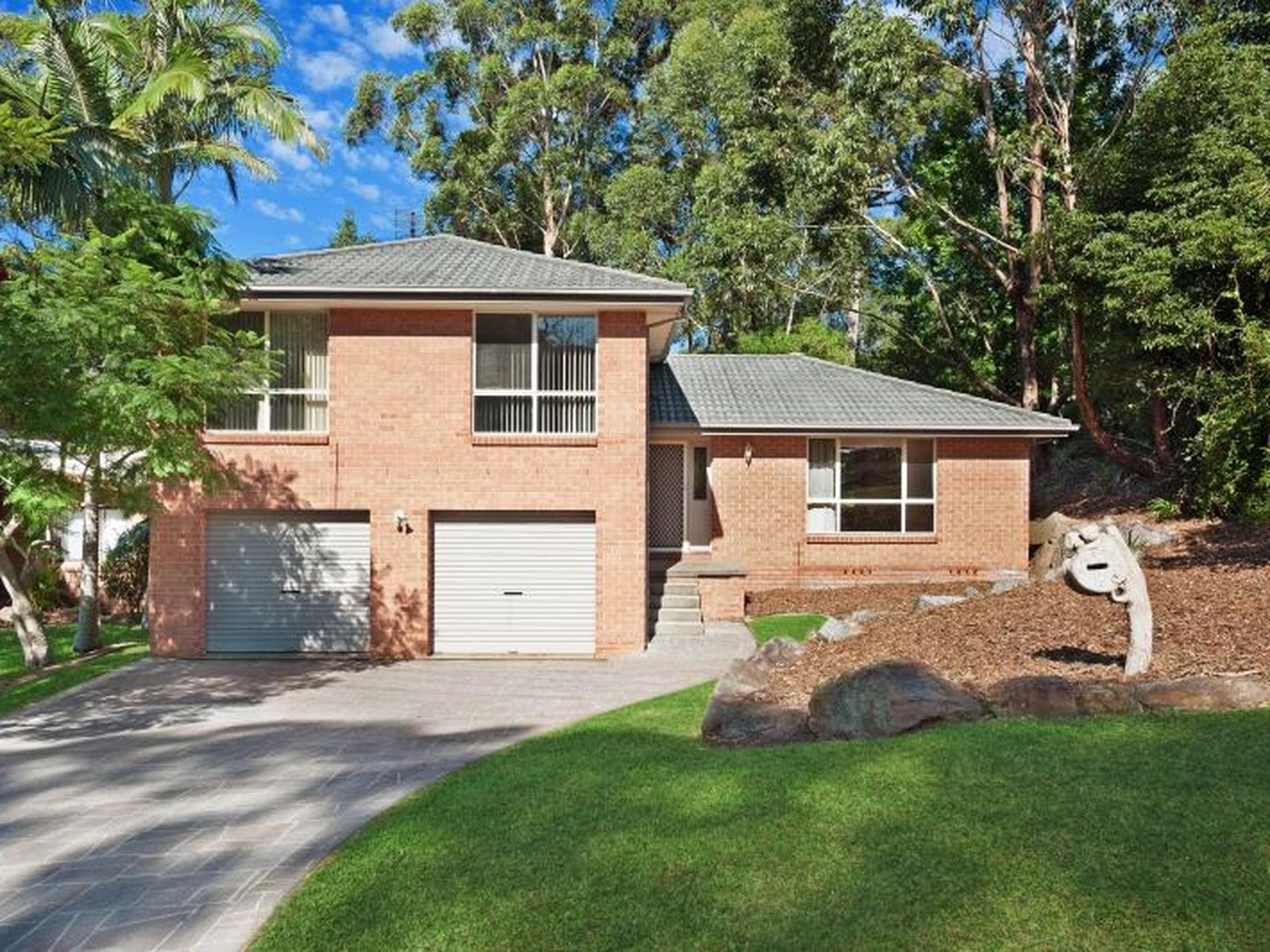 1 Bushland Avenue, Mollymook