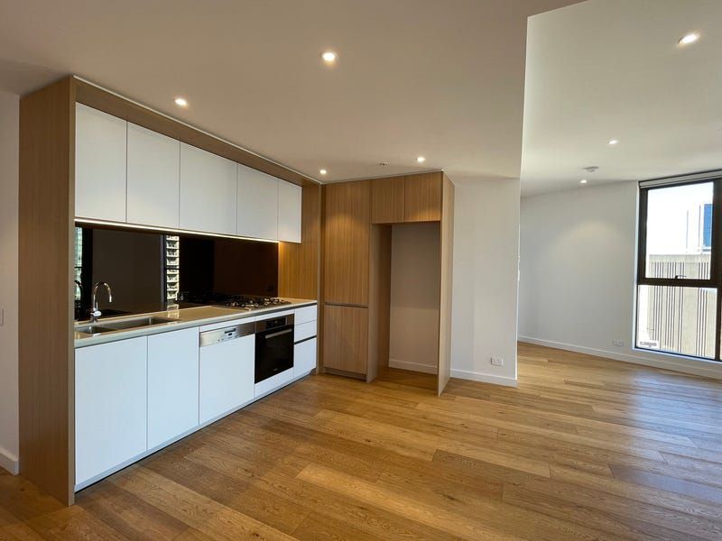2302 / 82 Hay Street, Haymarket