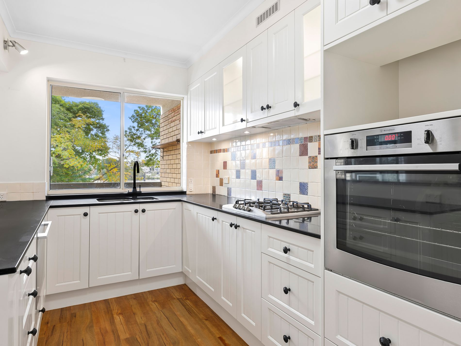 6 / 28 Laurence Street, St Lucia