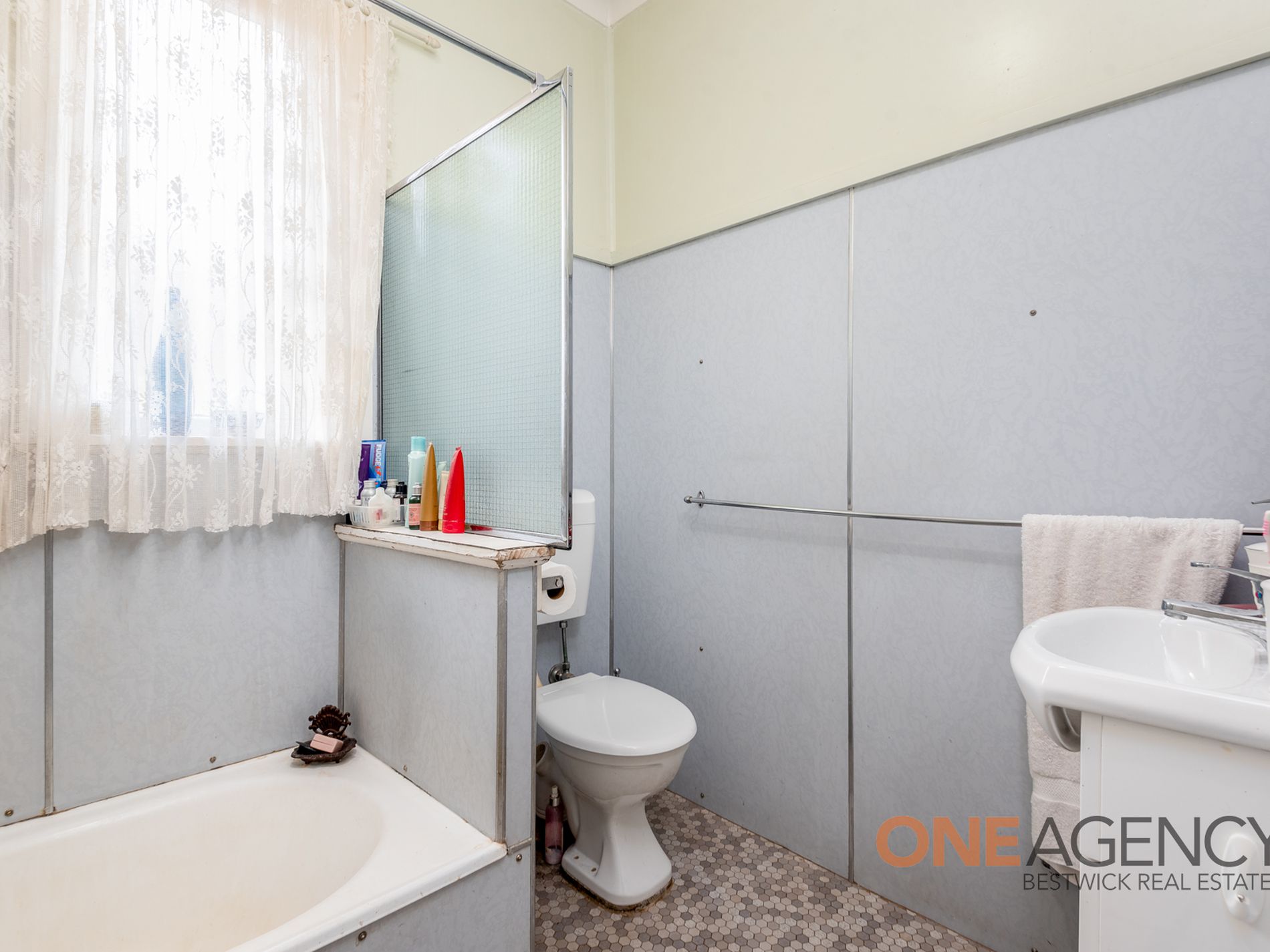 327 Keppel Street, West Bathurst