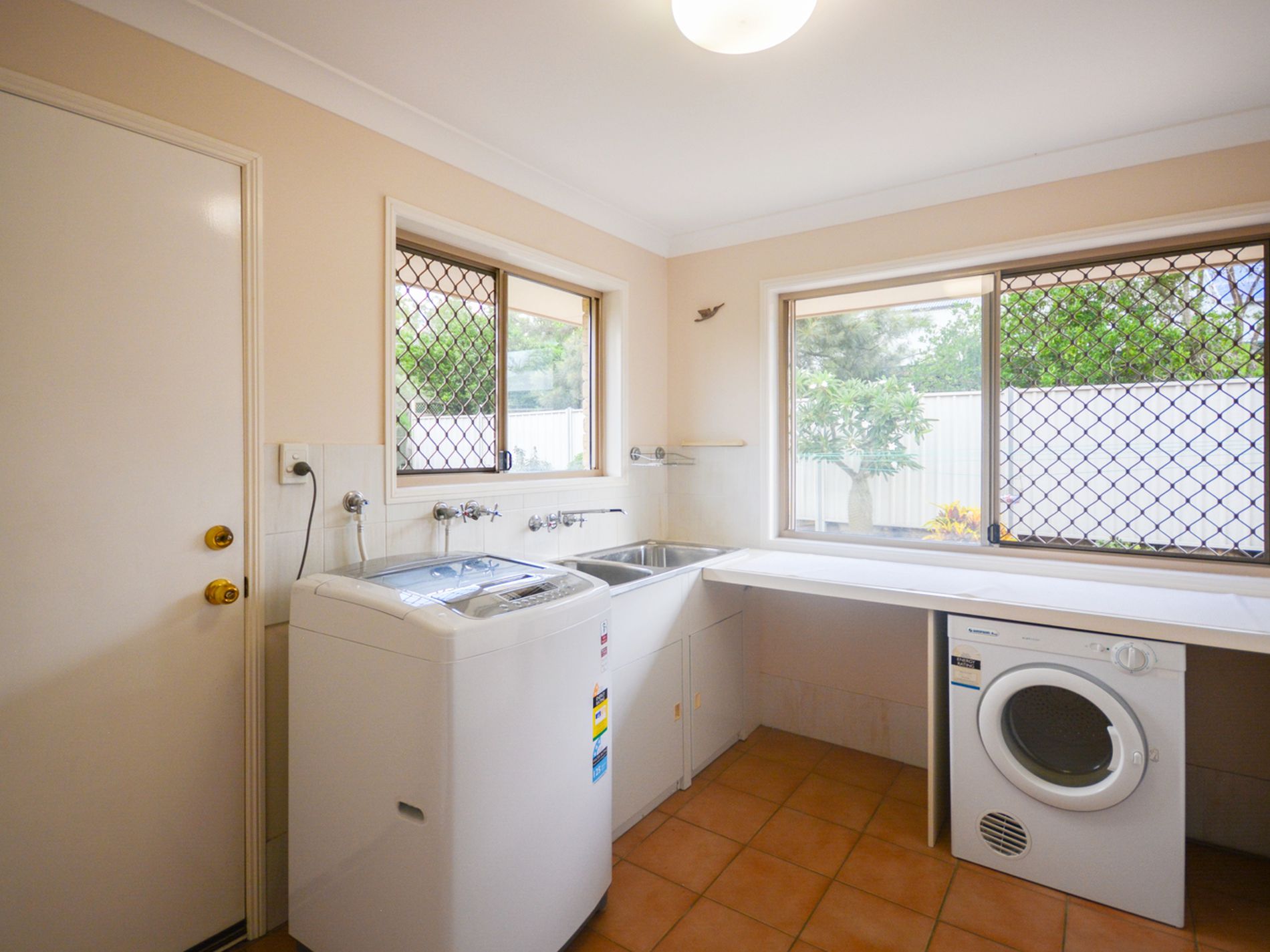 8 Dawson Court, Collingwood Park