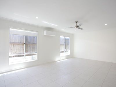 1 / 21 Trump Street, Pimpama