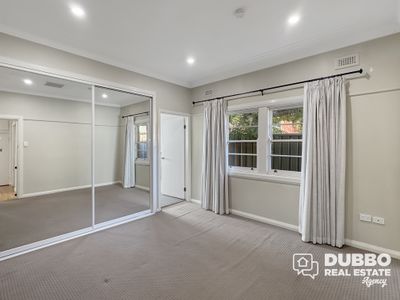 166 Gipps Street, Dubbo