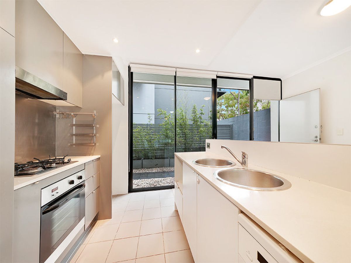 57 / 5B Victoria Park Pde, Zetland