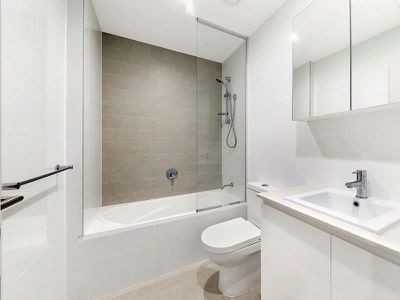 7095 / 2E Porter Street, Ryde