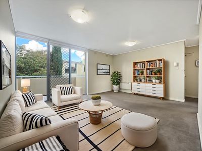 12/60 O'Shanassy Street, North Melbourne