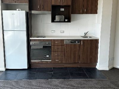 507b / 1 Como Crescent, Southport