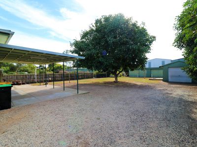 93 Livingstone St, Avenel