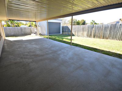 14 Topaz Circuit, Urangan