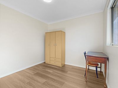 8 / 16 Central Avenue, Westmead