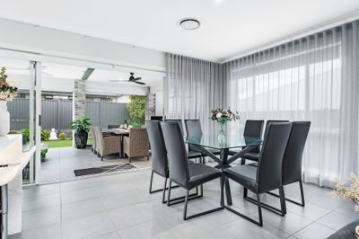 10 Wisteria Rise, COBBITTY, Cobbitty - Thumbnail 6