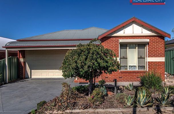 28 Ballarat Court, Craigieburn