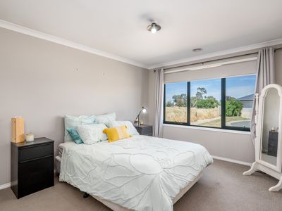 9 Iluka Drive, Shepparton North