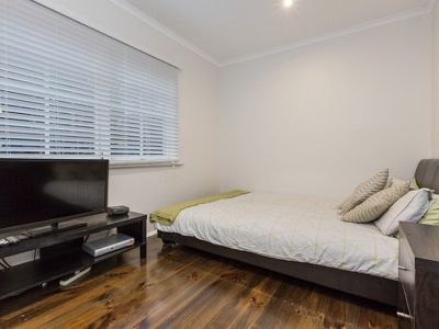 10 Anelida Street, Rye