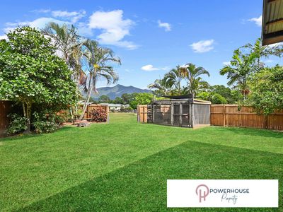11 Gates Close, Edmonton