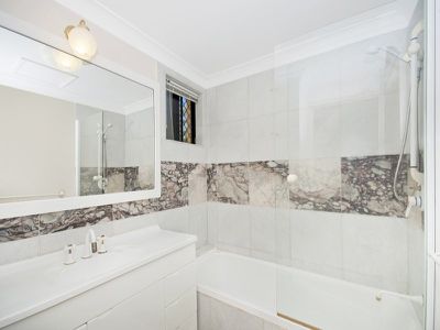 1 / 14 Palm Street, Rowes Bay