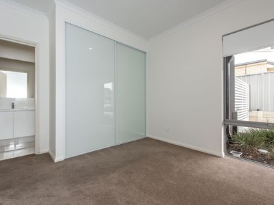 2/3 Liege Street, Woodlands