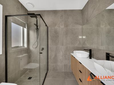 8 Floribunda Road, Tarneit