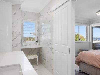 10A Ferguson Street, Alfred Cove