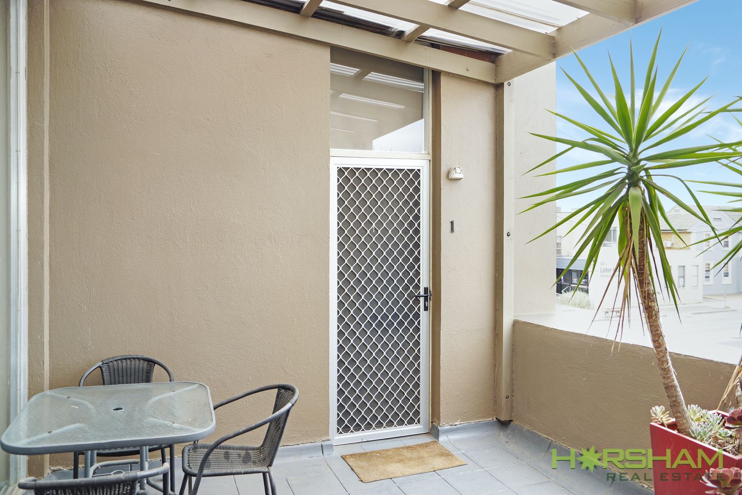 1 / 157 Baillie Street, Horsham