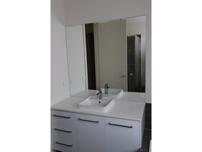 1A Mack Court, Belmont