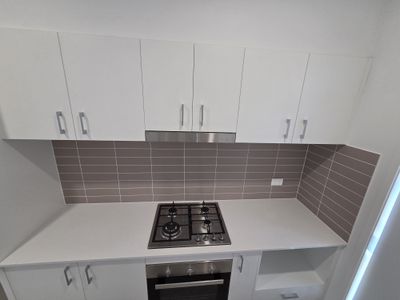 1/243 Settlers Boulevard, Chisholm