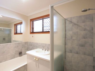 9 Ritsie Street, Rochedale South