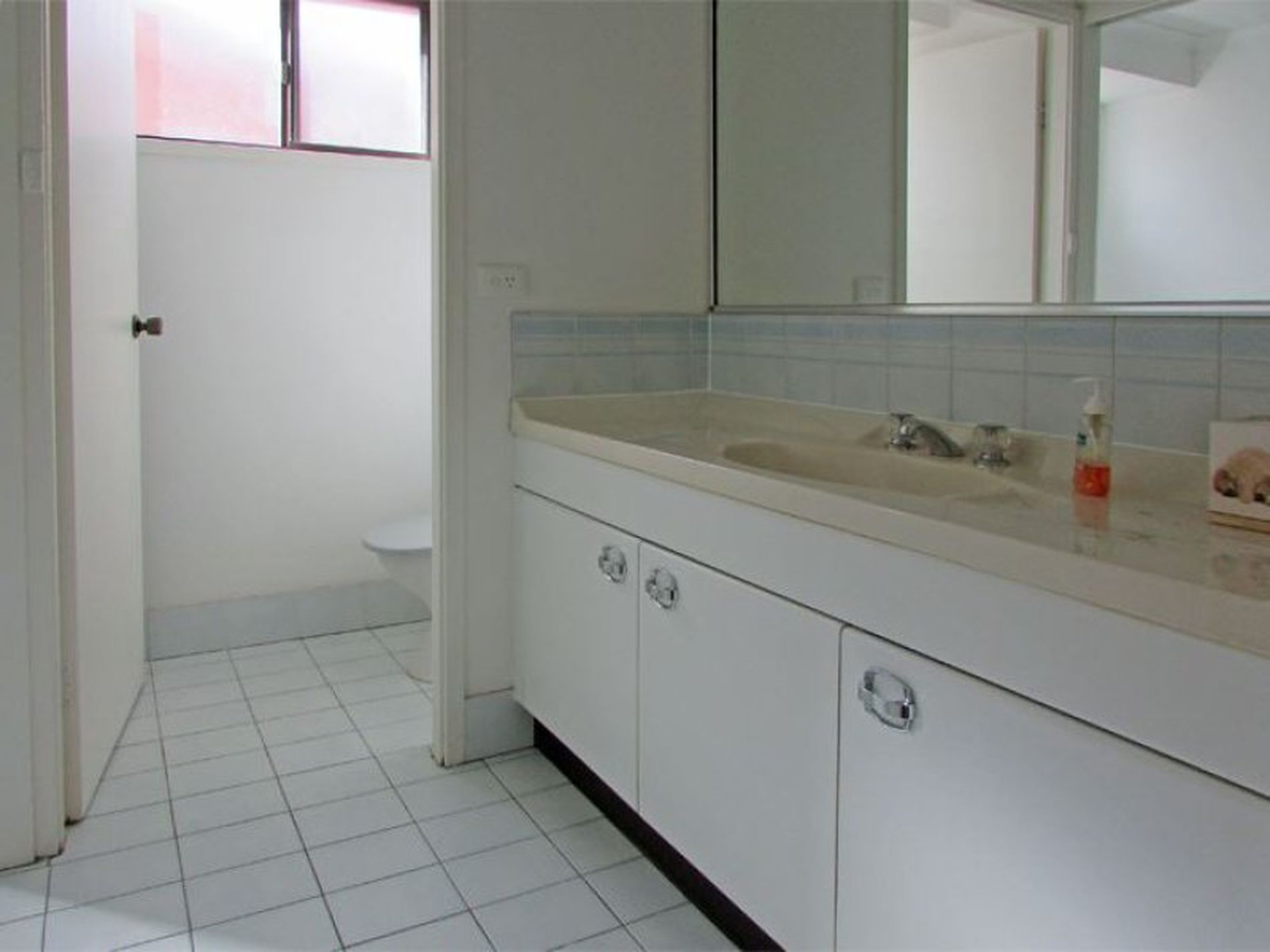 8 Bushland Avenue, Mollymook