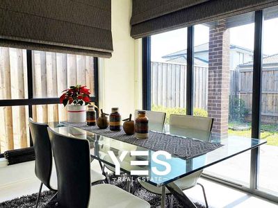 24 Sundaze Street, Clyde North