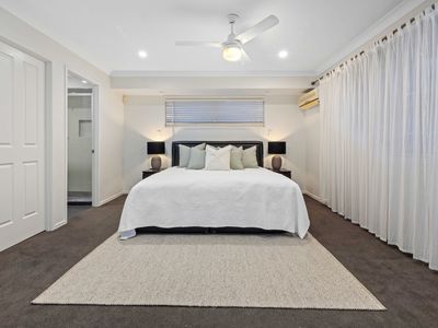 301 Westlake Drive, Westlake