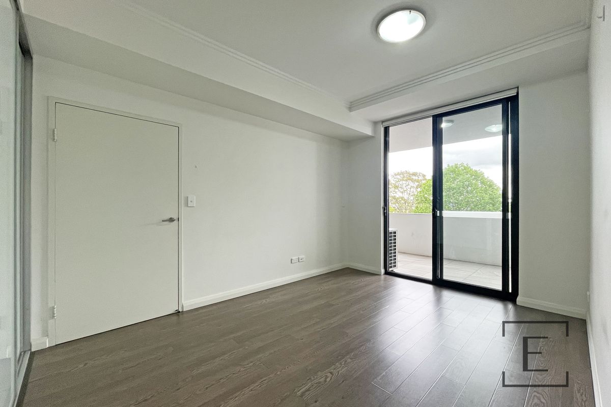 303 / 4 Smallwood Avenue, Homebush