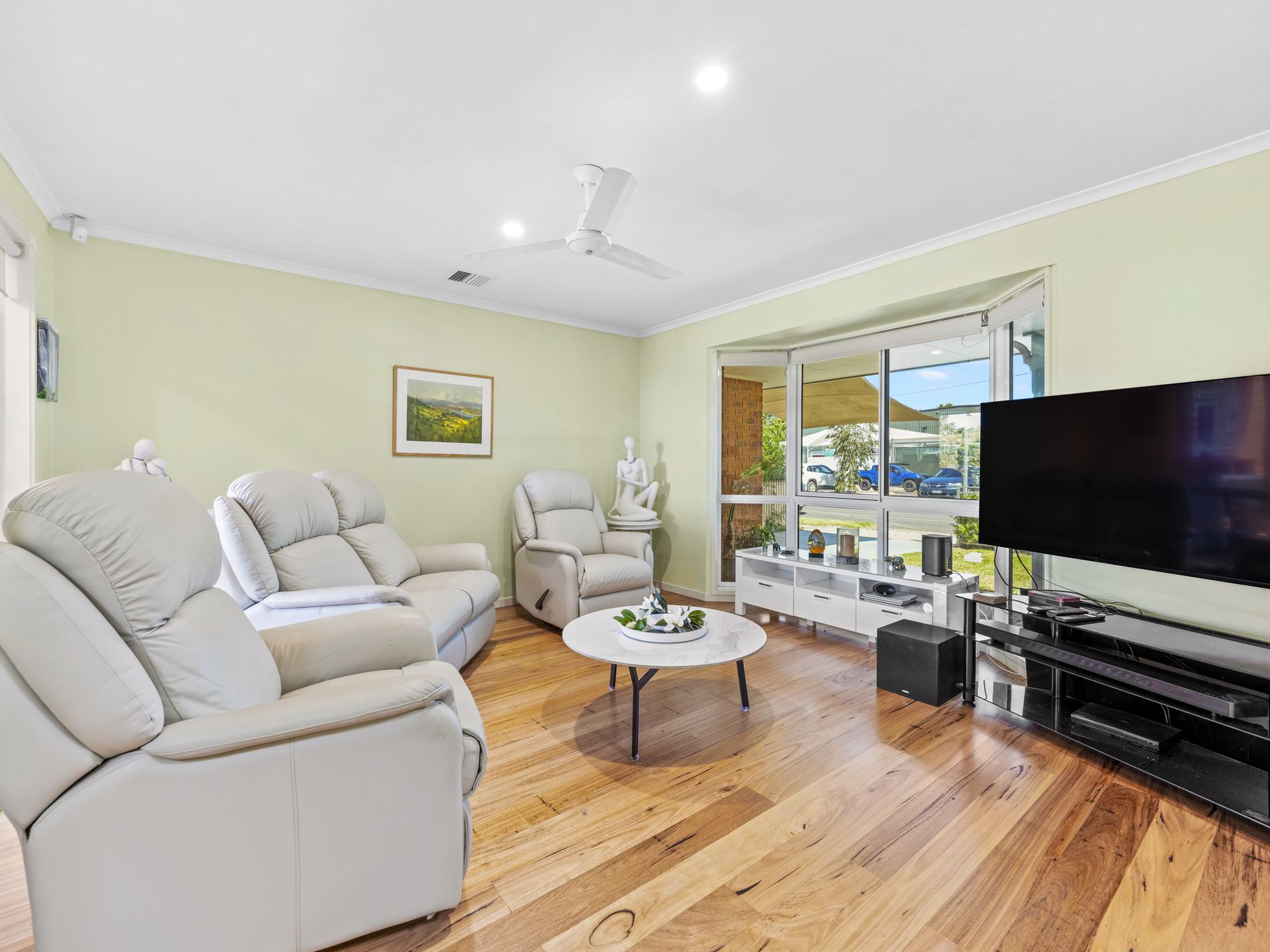 43 MacArthur Street, Sale