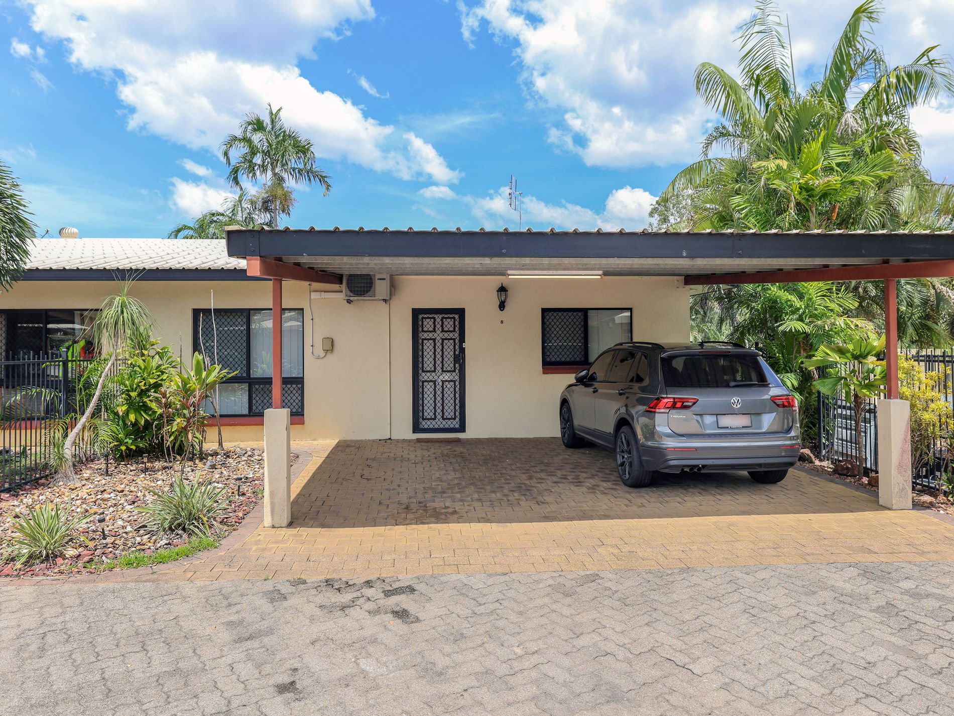 8 / 11 Sonder Crescent, Bakewell