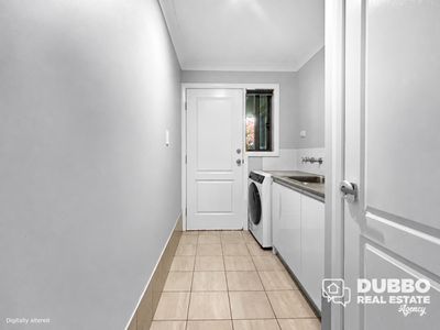 17 Eddy Court, Dubbo