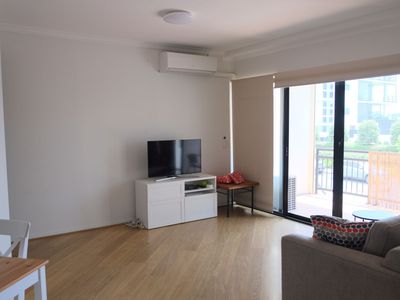 1 / 2 Macquarie Street, Teneriffe