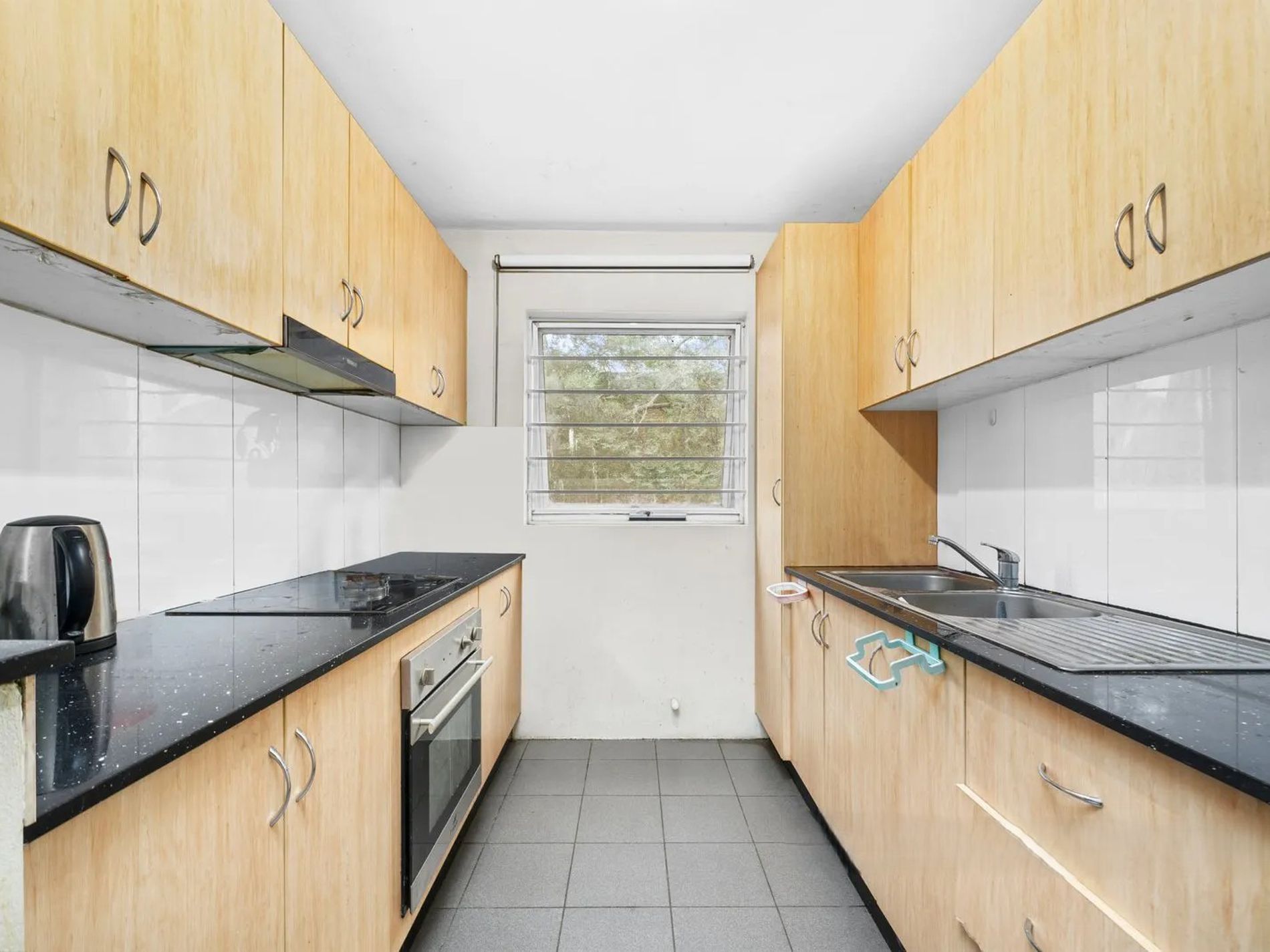 13 / 8 Dellwood St, Bankstown