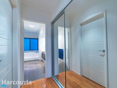 33 Trumpeter Parade, Yanchep