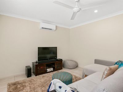 8 Perserverance Street, Redlynch