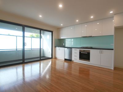 7 / 1116 Burke Road, Balwyn North