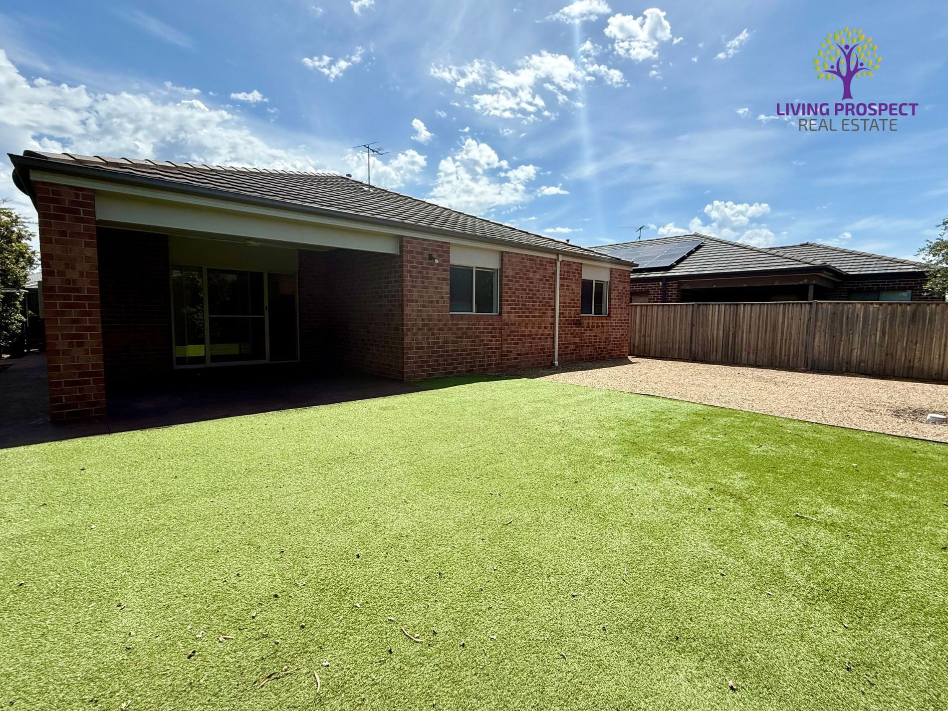 72 Tristania Drive, Point Cook