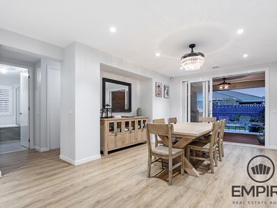 37 Casa Cct, Clyde North